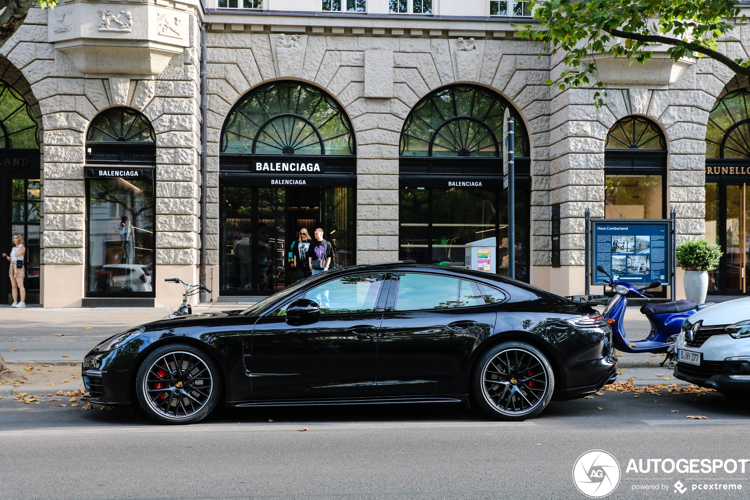 Porsche 971 Panamera Turbo