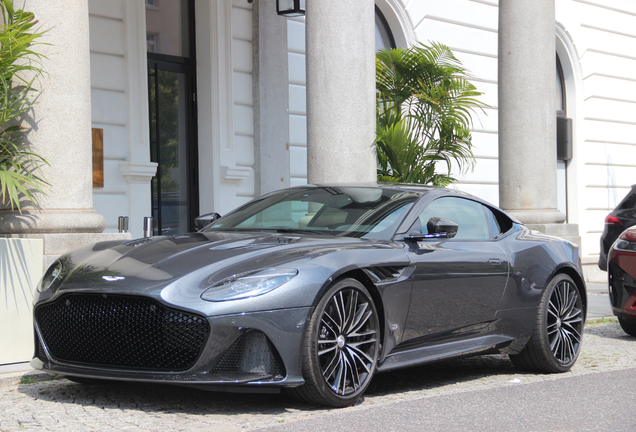 Aston Martin DBS Superleggera