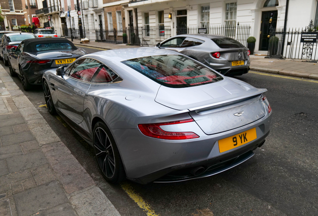 Aston Martin Vanquish 2013