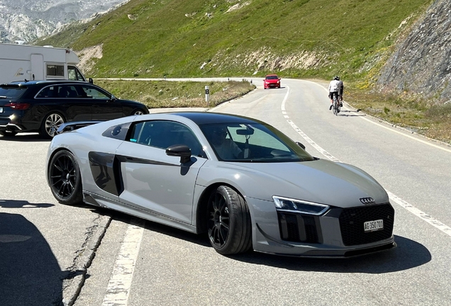 Audi R8 V10 Plus 2015