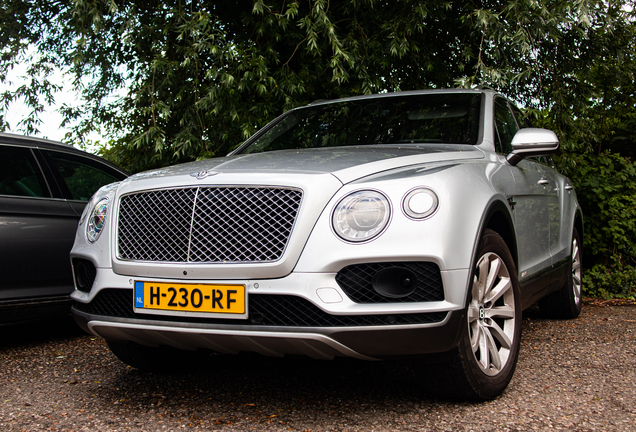 Bentley Bentayga Hybrid