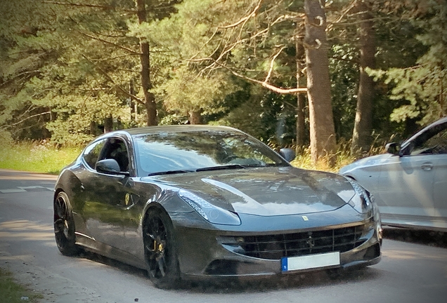 Ferrari FF Novitec Rosso