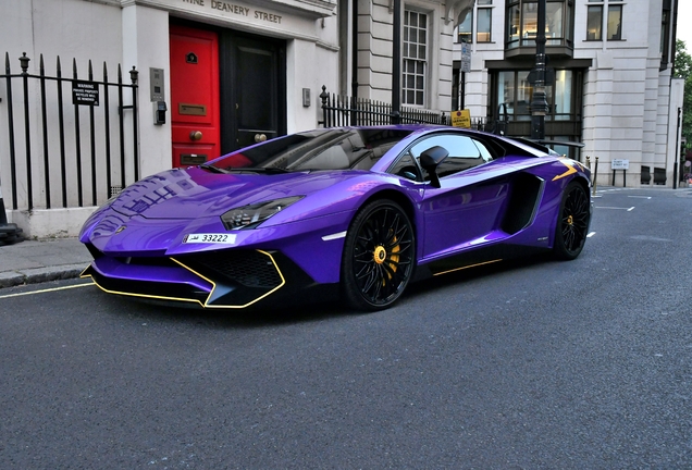 Lamborghini Aventador LP750-4 SuperVeloce