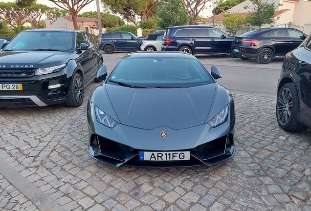 Lamborghini Huracán LP640-4 EVO