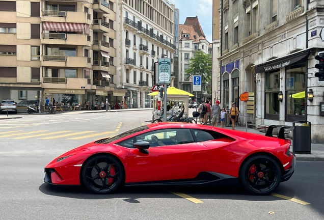 Lamborghini Huracán LP640-4 Performante