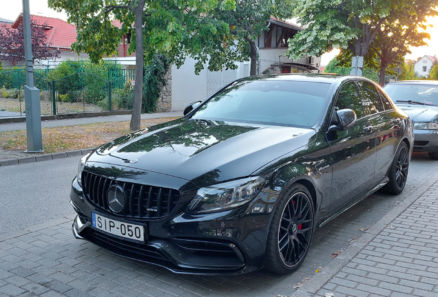 Mercedes-AMG C 63 S W205 2018