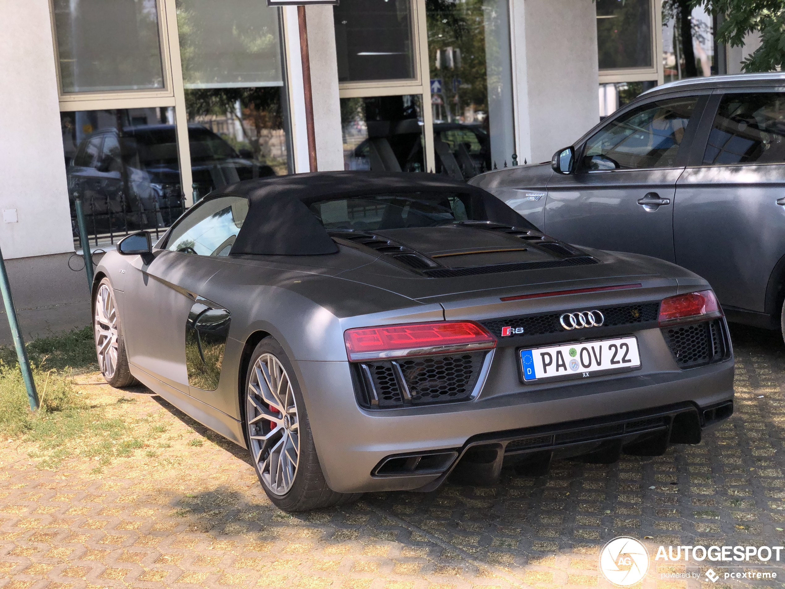 Audi R8 V10 Spyder 2016