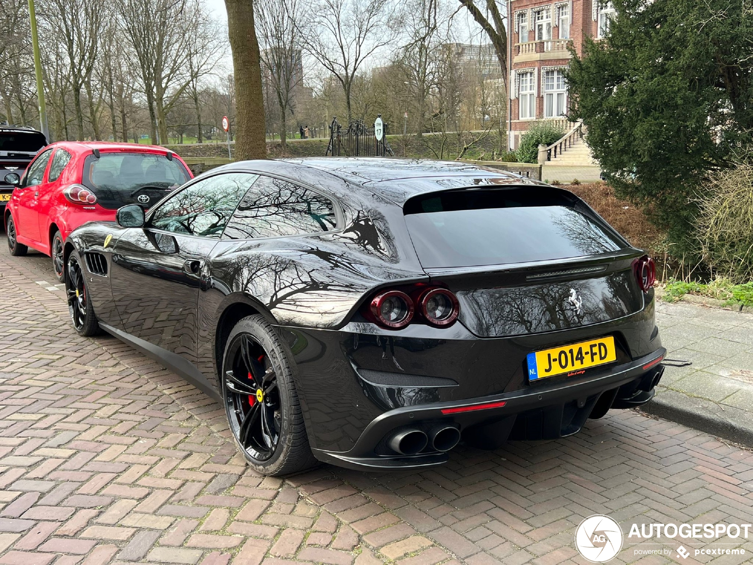 Ferrari GTC4Lusso