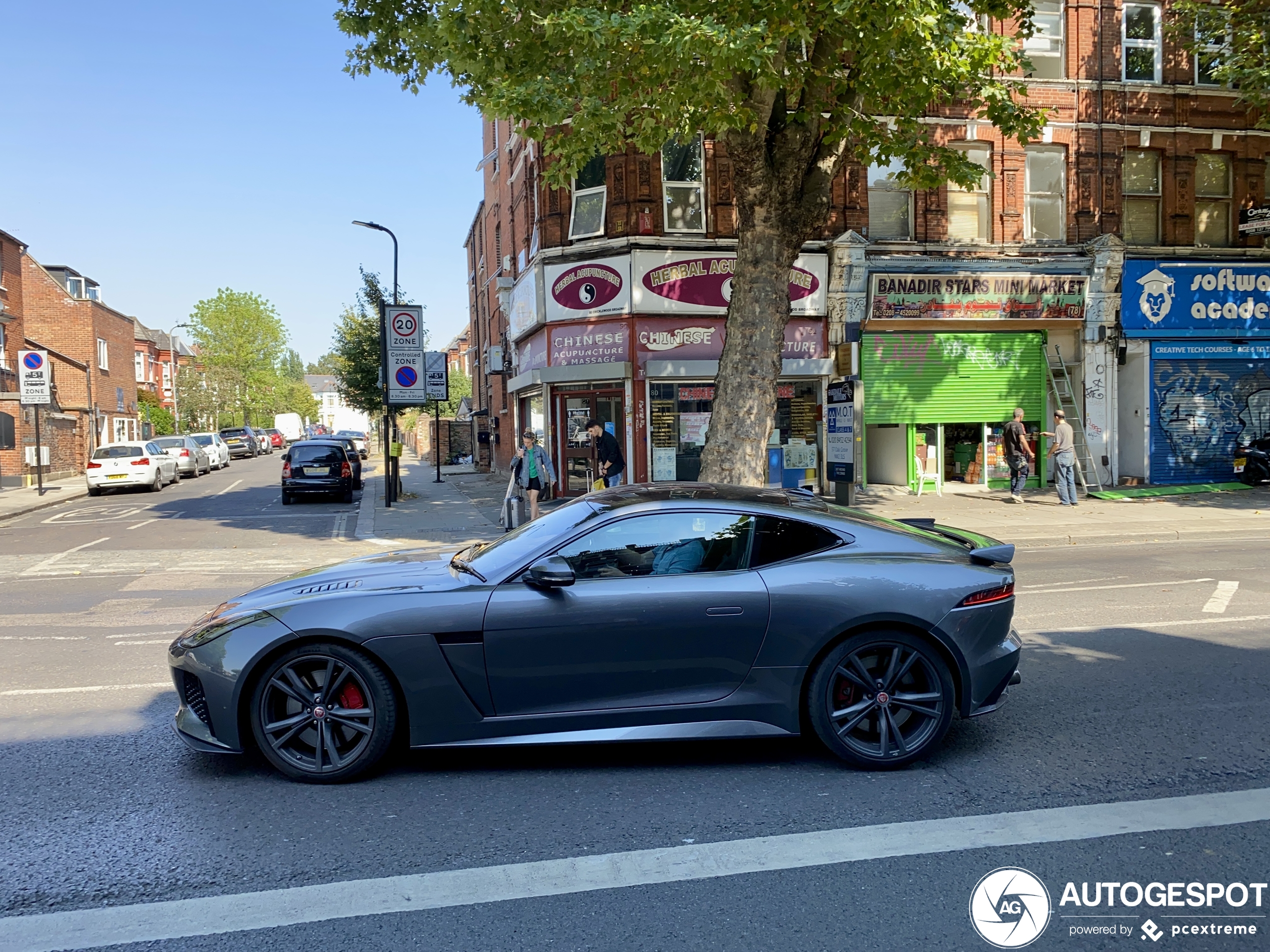 Jaguar F-TYPE SVR Coupé 2017