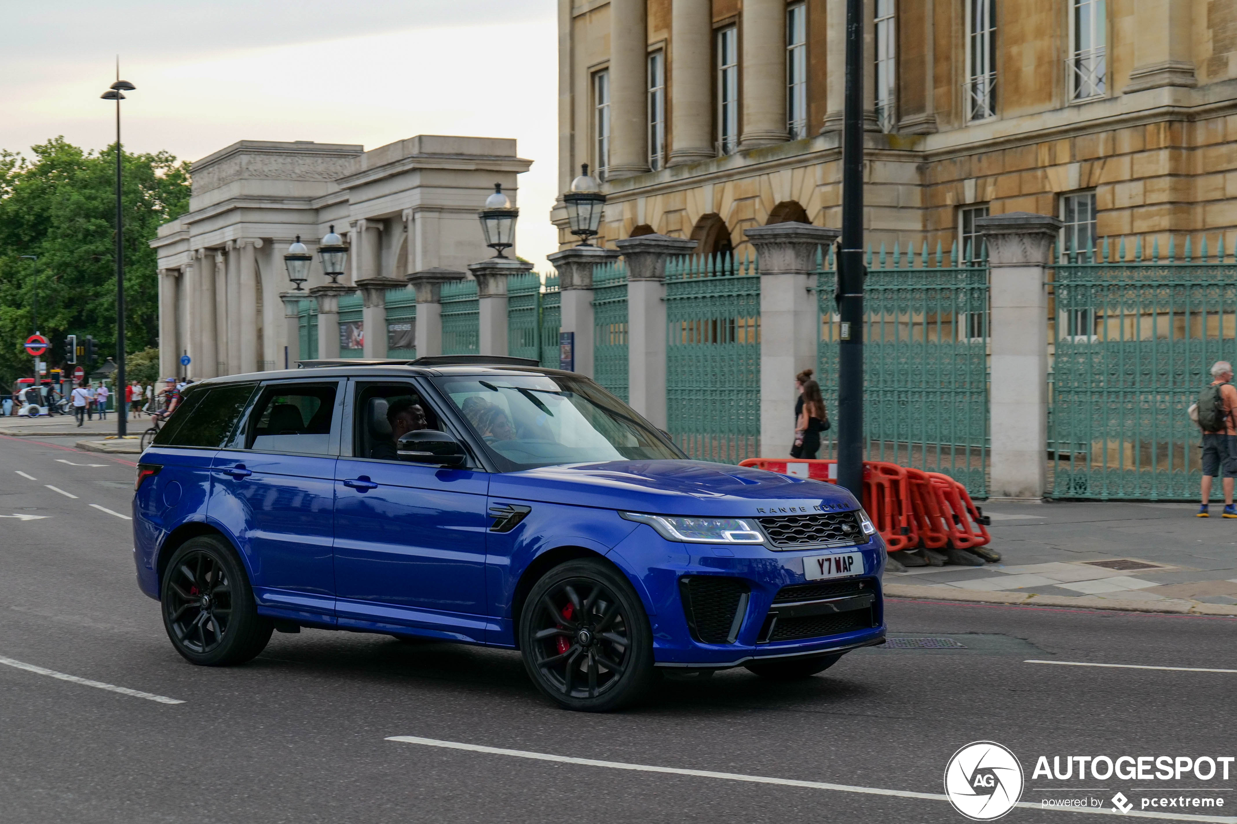 Land Rover Range Rover Sport SVR 2018