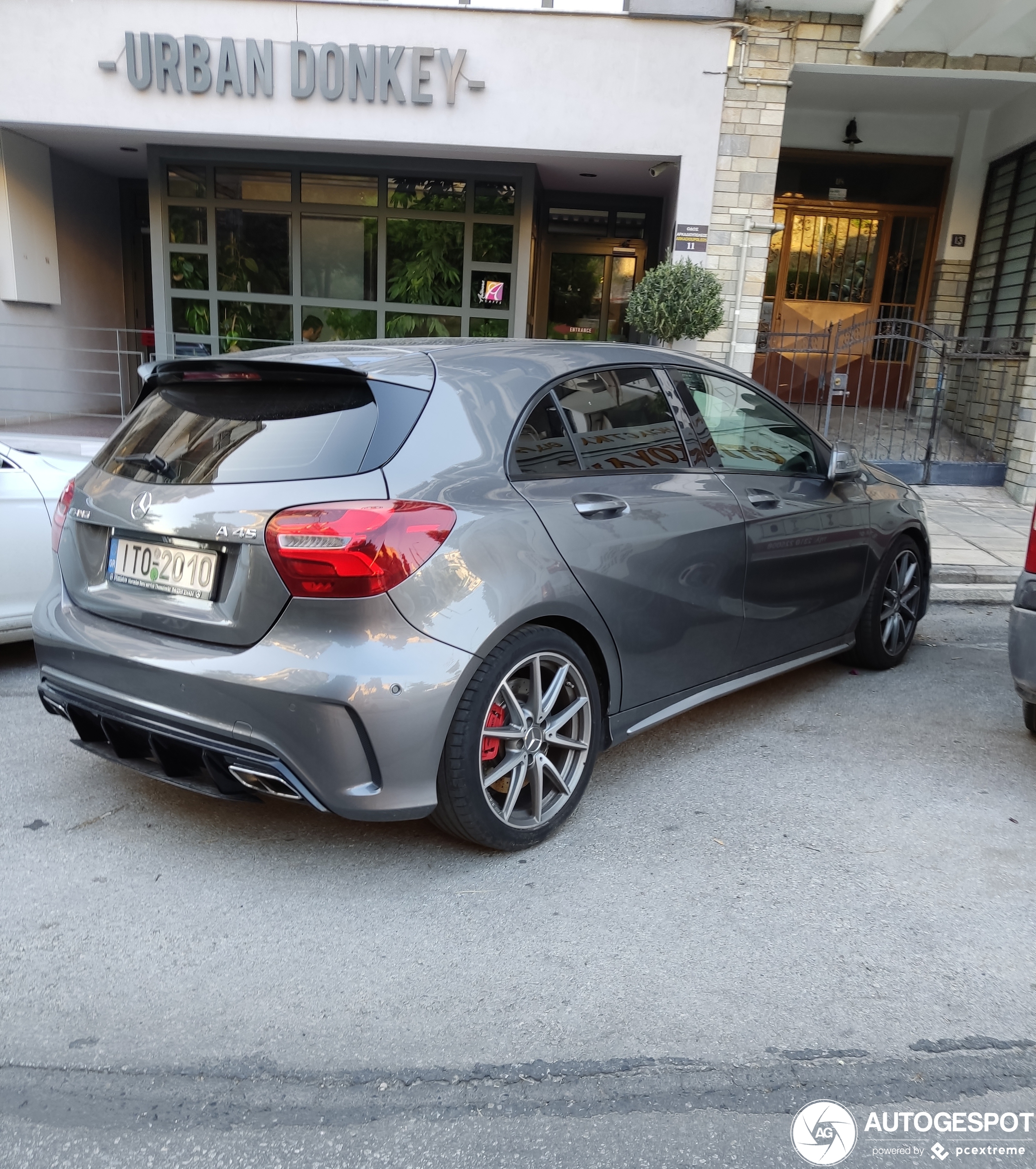 Mercedes-AMG A 45 W176 2015