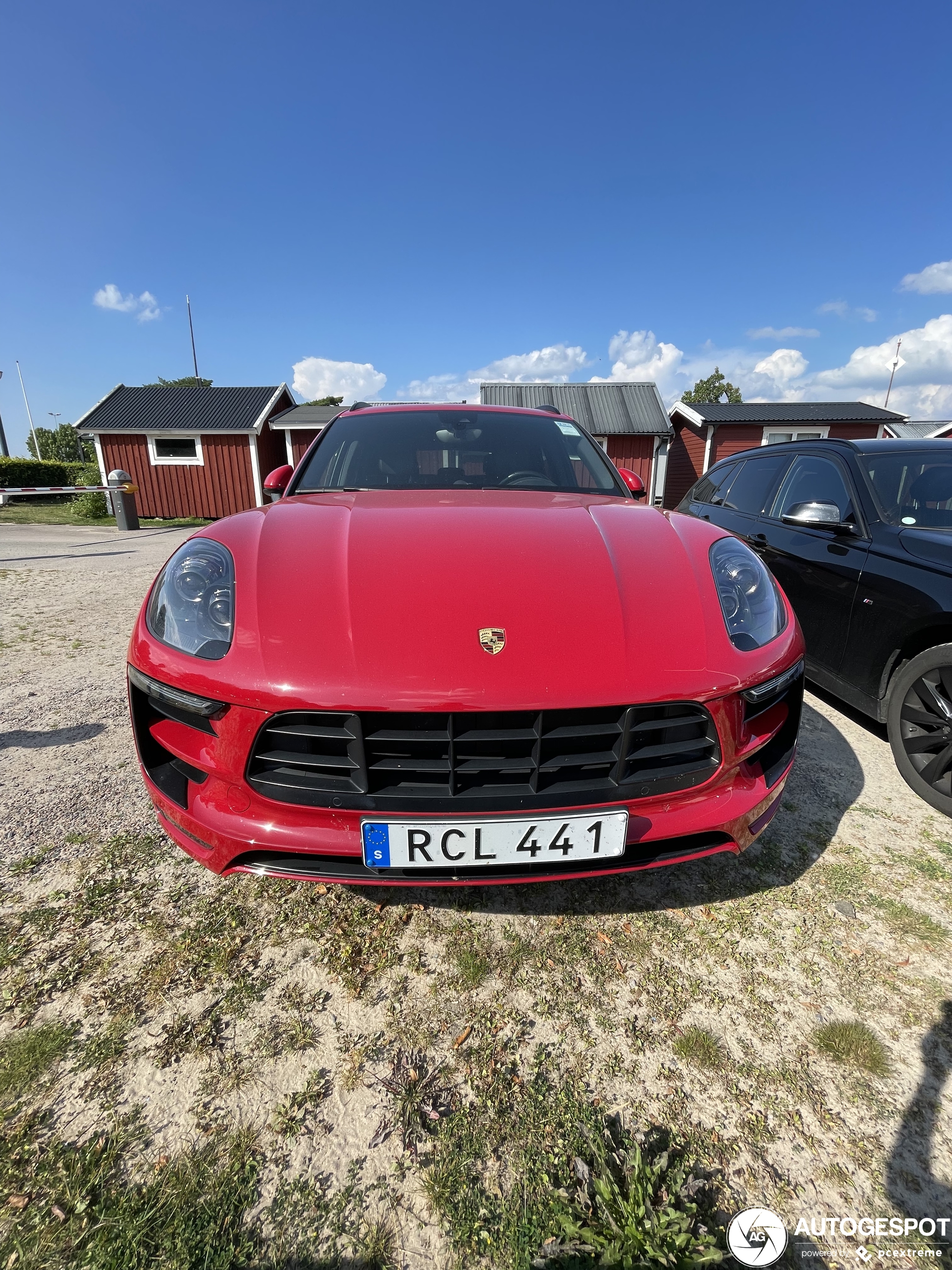 Porsche 95B Macan GTS