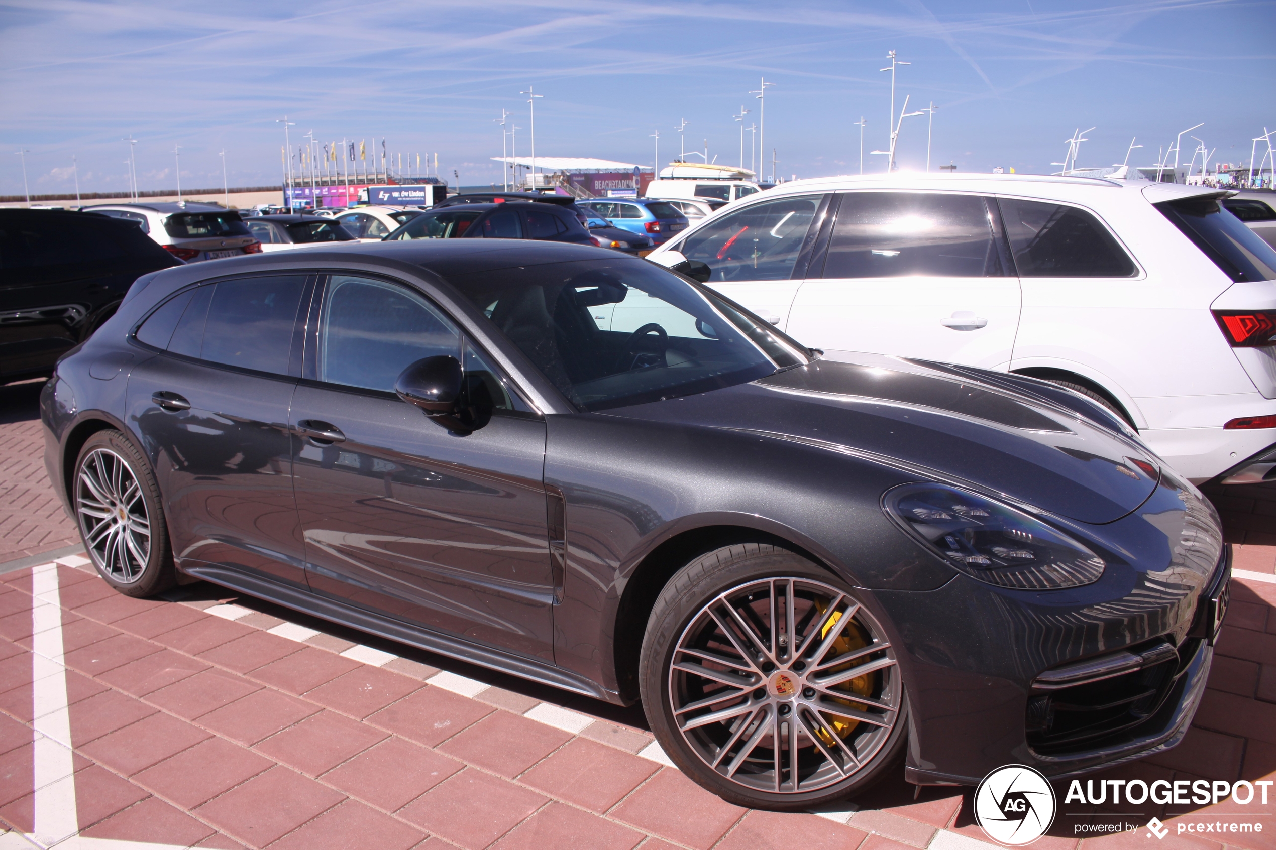 Porsche 971 Panamera Turbo S E-Hybrid Sport Turismo