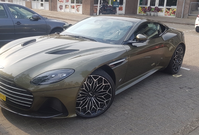 Aston Martin DBS Superleggera OHMSS Edition