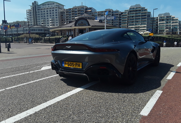 Aston Martin V8 Vantage 2018