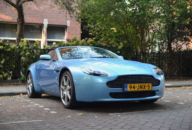 Aston Martin V8 Vantage Roadster