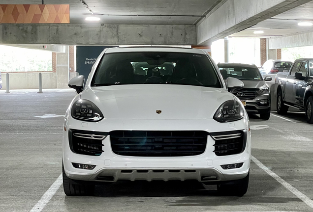 Porsche 958 Cayenne GTS MkII