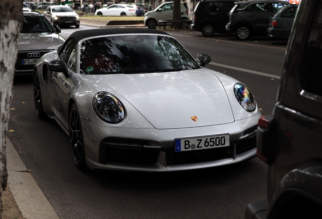 Porsche 992 Turbo S Cabriolet