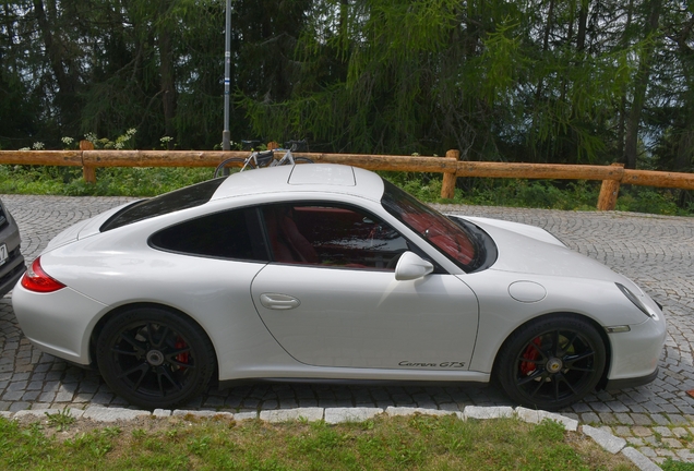 Porsche 997 Carrera GTS