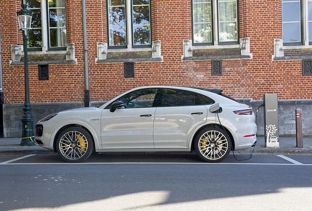 Porsche Cayenne Coupé Turbo S E-Hybrid