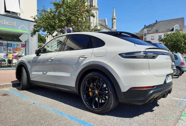 Porsche Cayenne Coupé Turbo S E-Hybrid