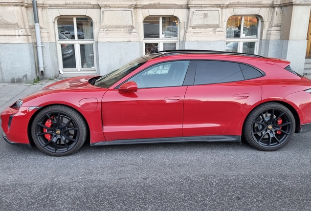 Porsche Taycan GTS Sport Turismo