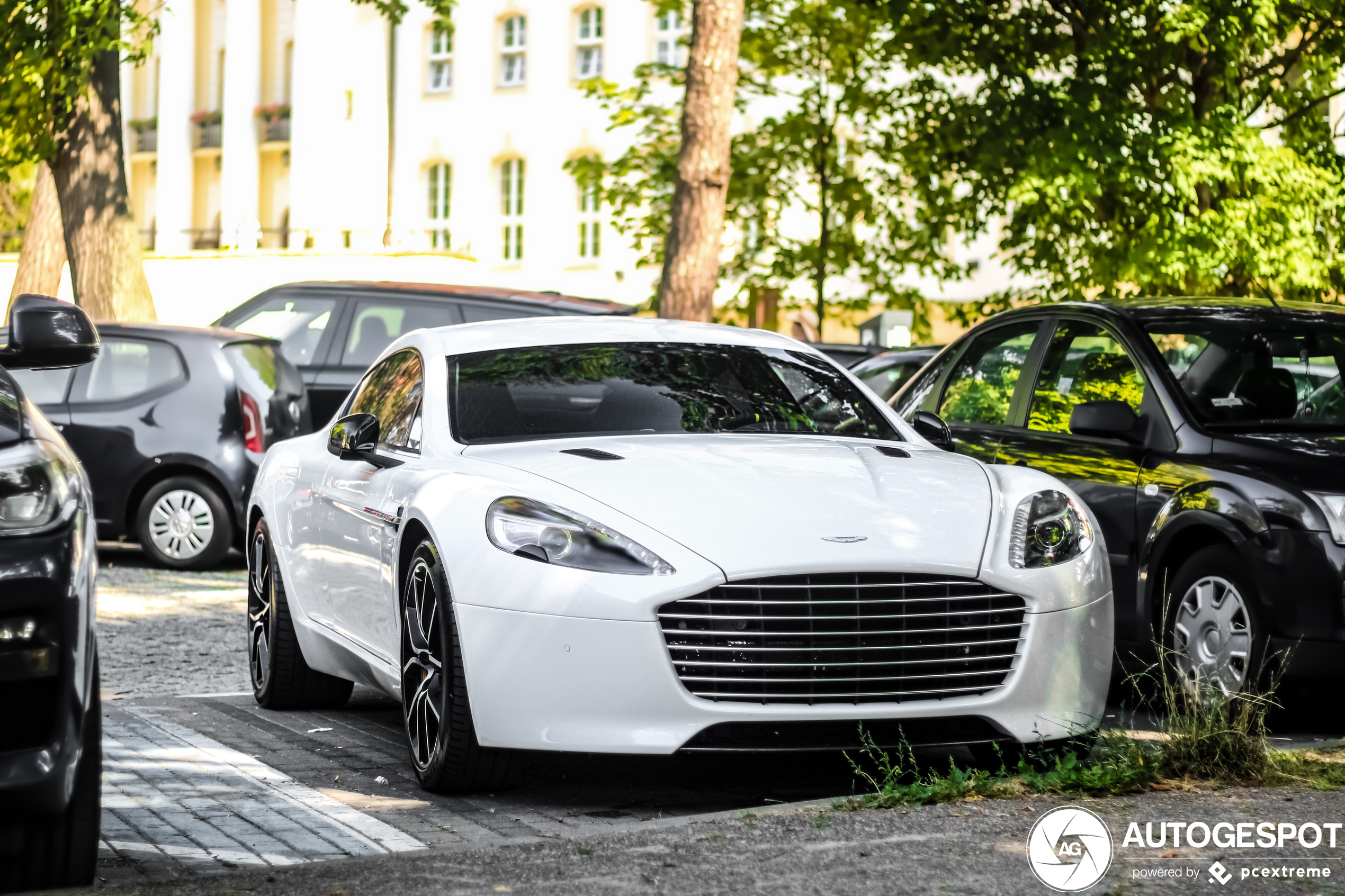 Aston Martin Rapide S