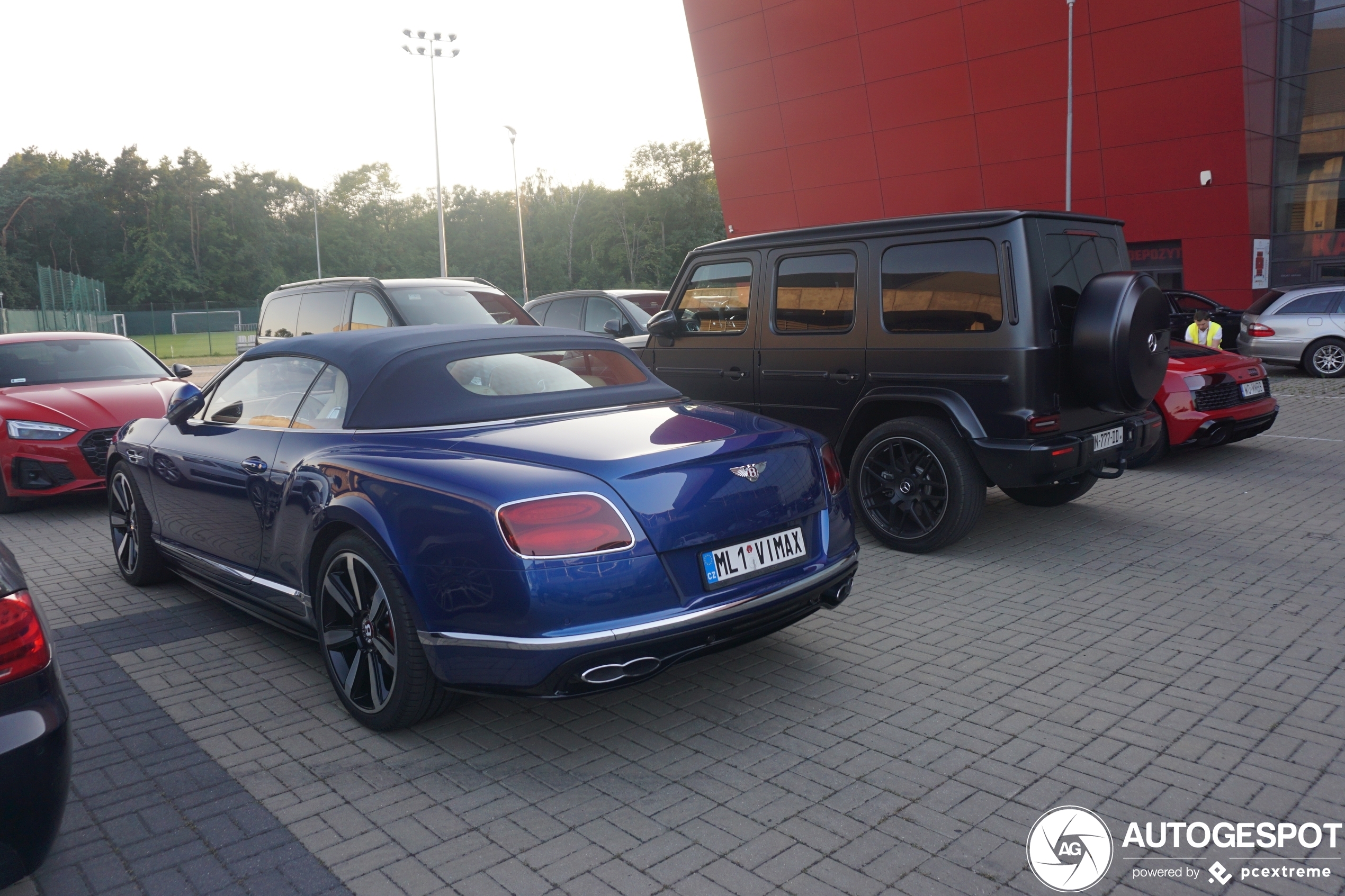 Bentley Continental GTC V8 S 2016