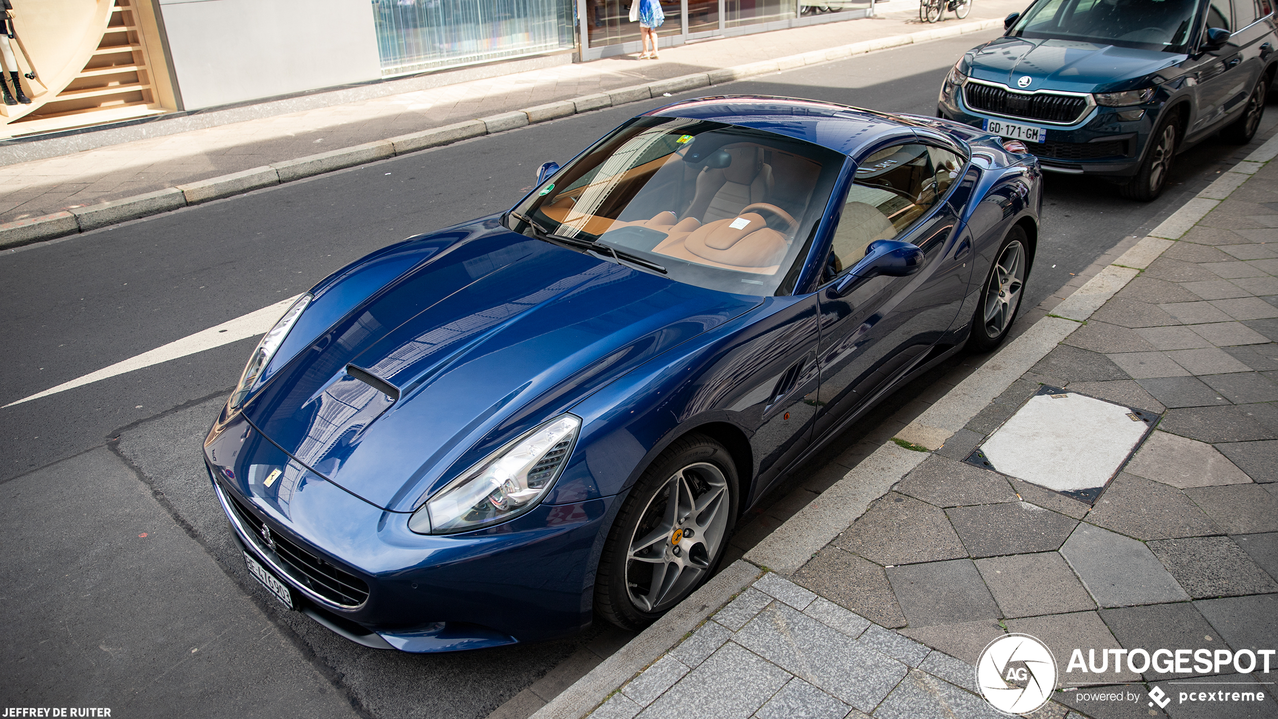 Ferrari California