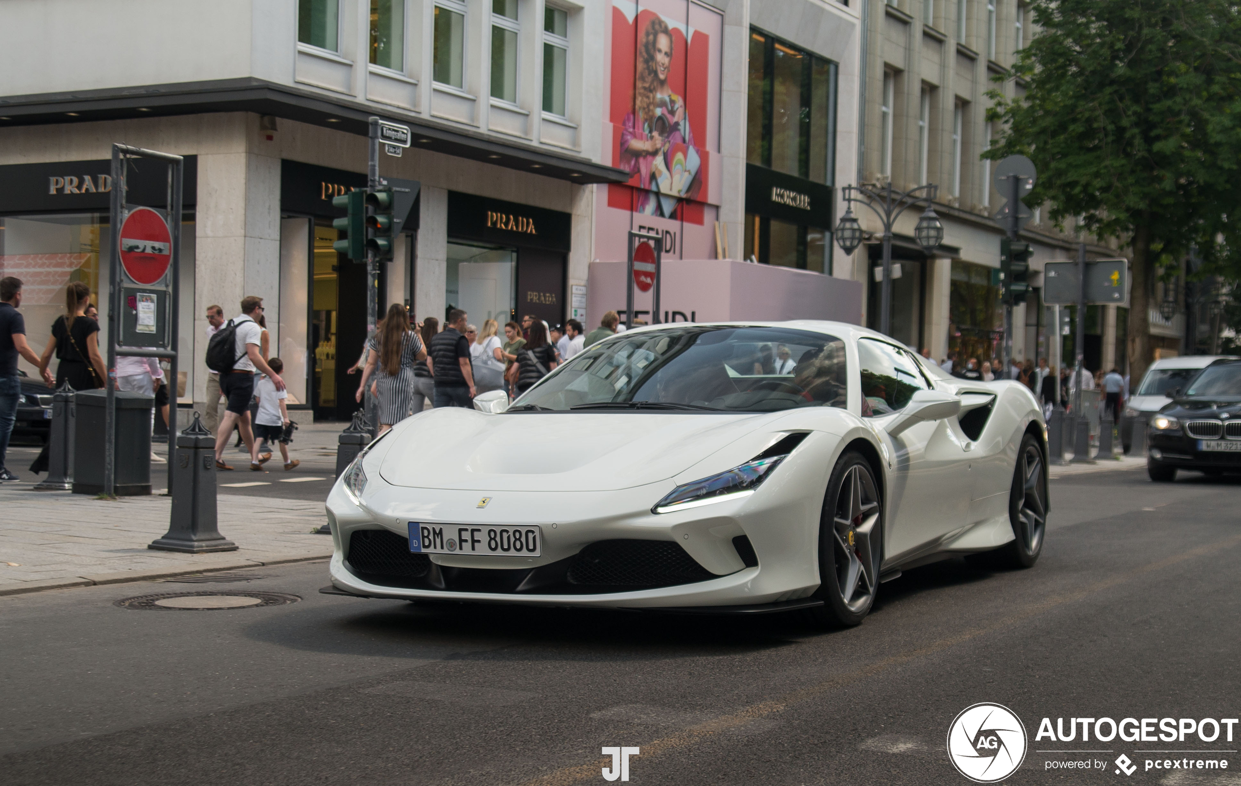 Ferrari F8 Spider