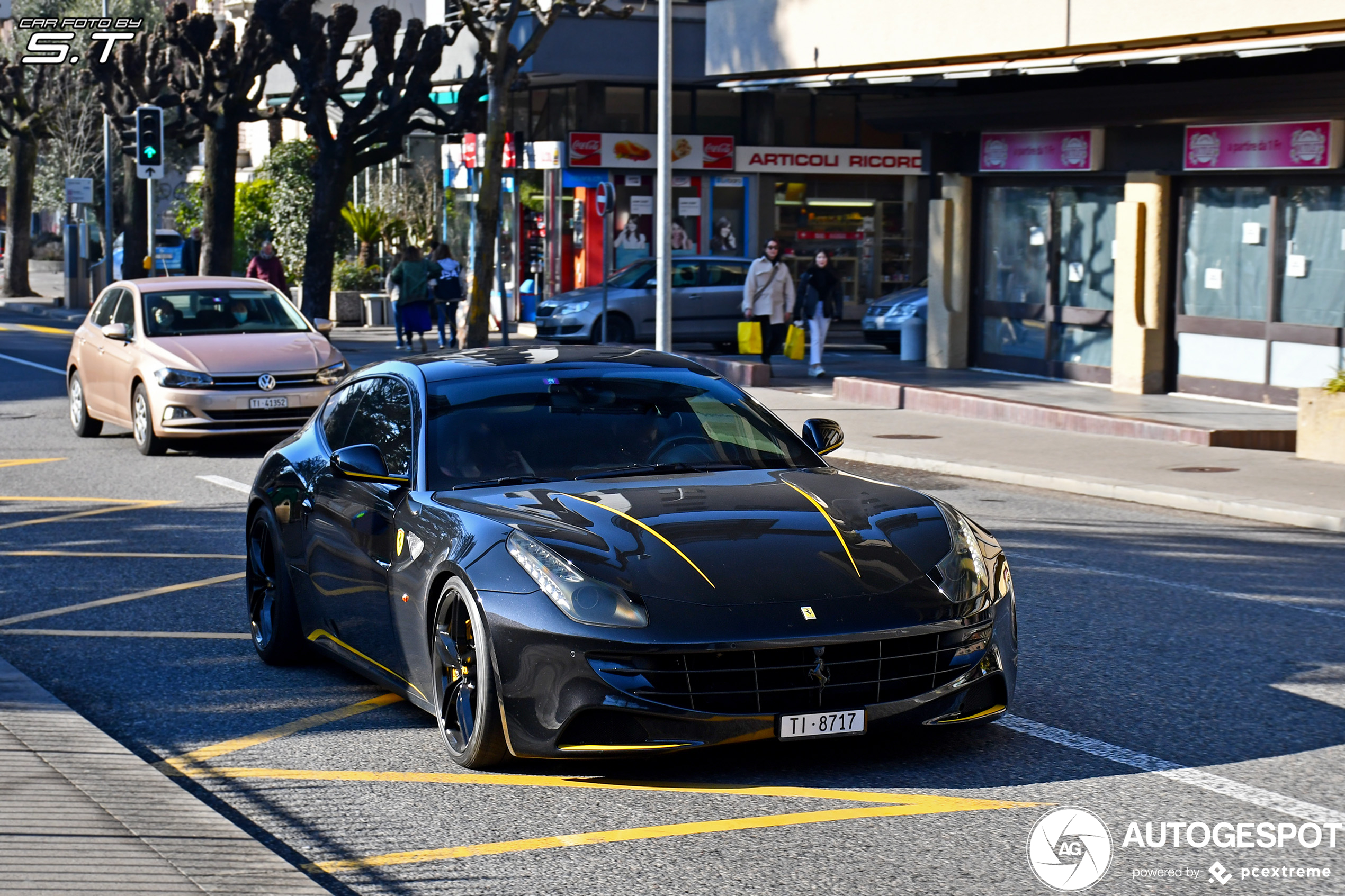 Ferrari FF