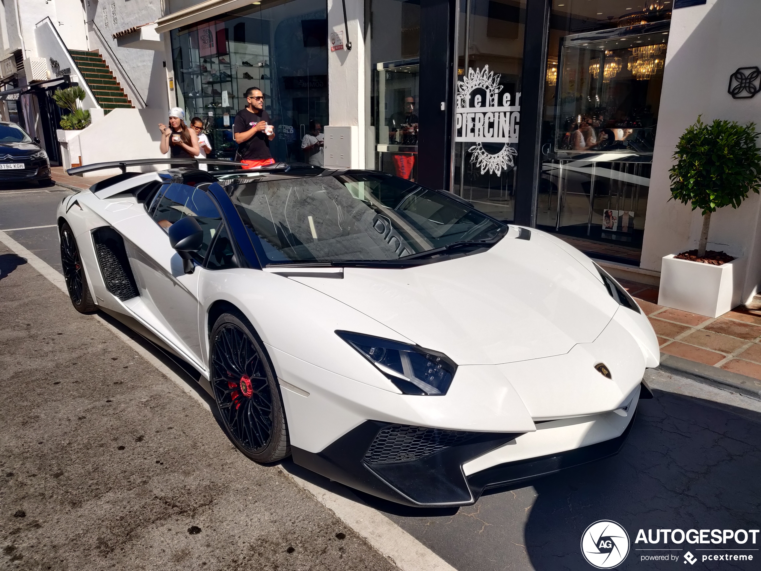 Lamborghini Aventador LP750-4 SuperVeloce Roadster