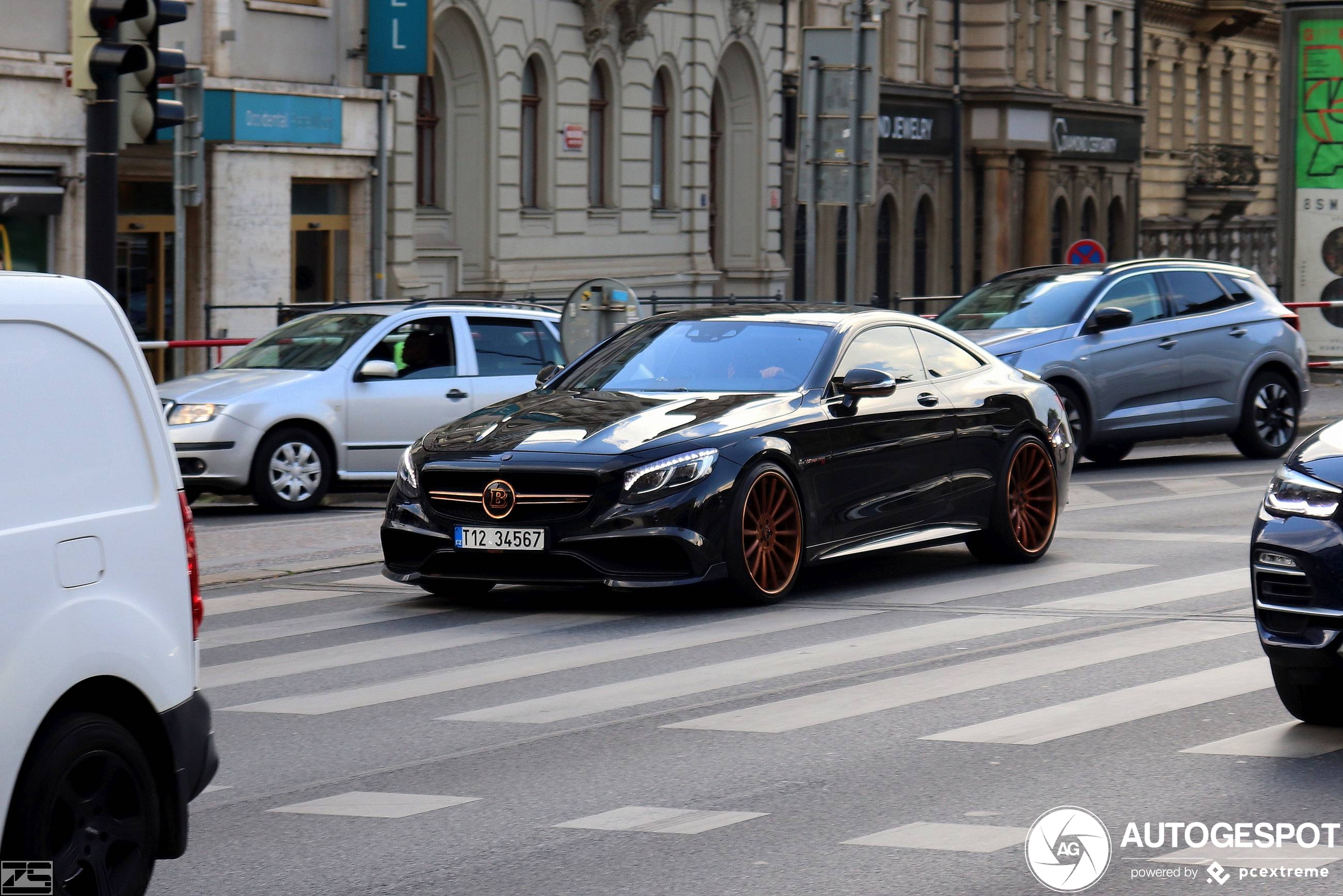 Mercedes-AMG Brabus S B40S-800 Coupé C217