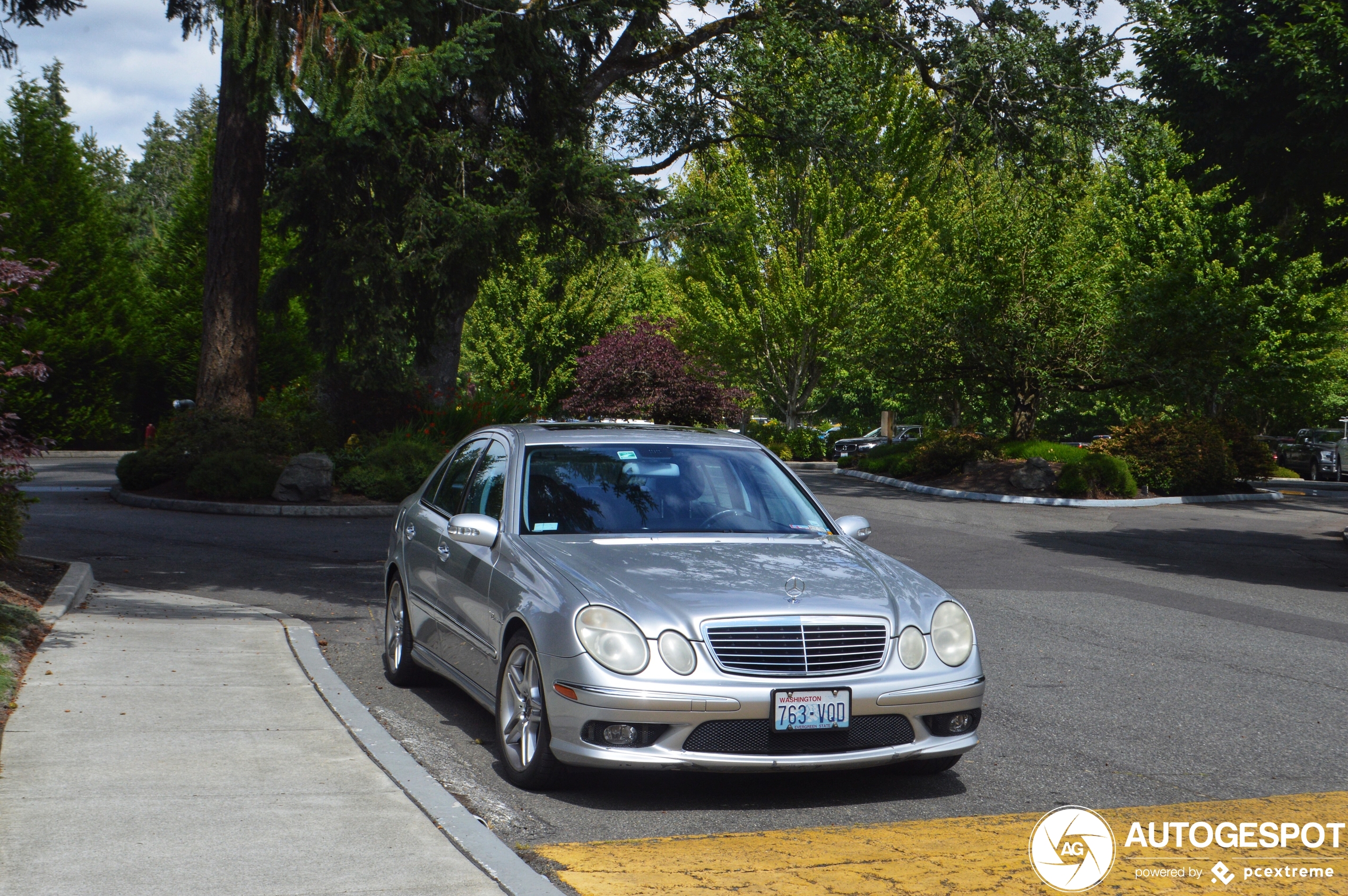 Mercedes-Benz E 55 AMG