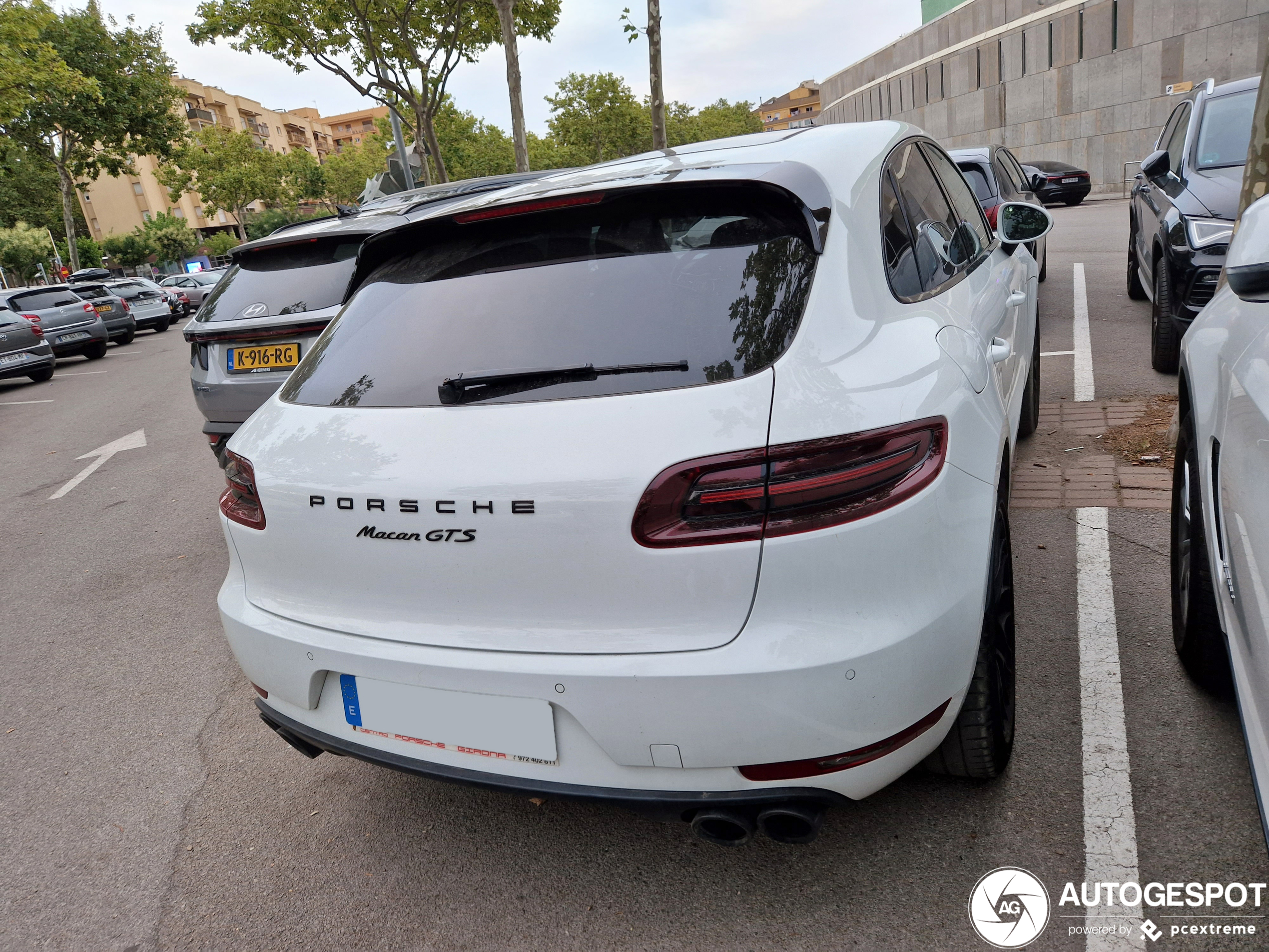 Porsche 95B Macan GTS