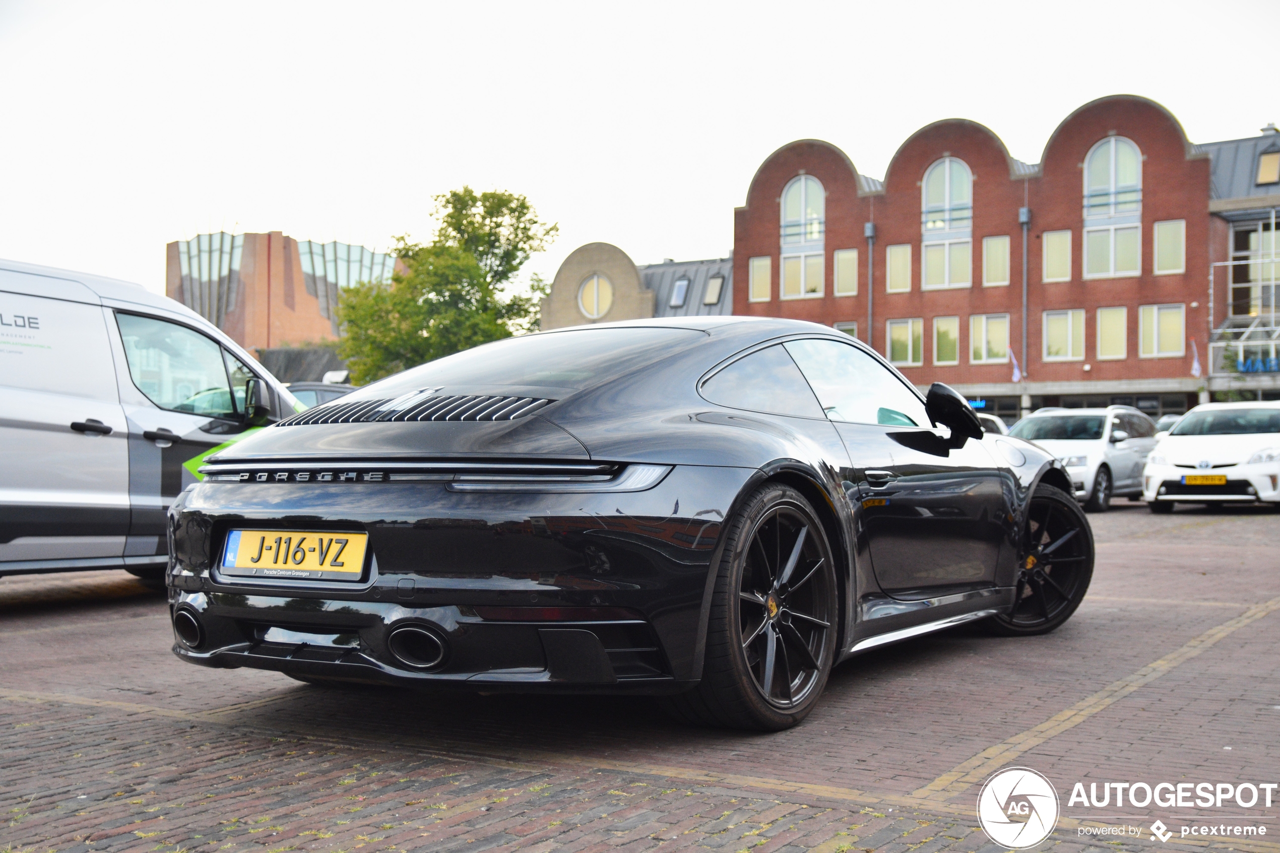 Porsche 992 Carrera 4S