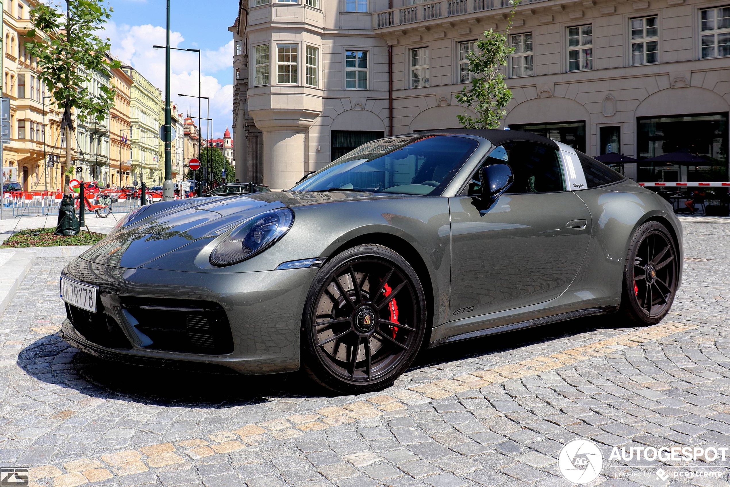 Porsche 992 Targa 4 GTS