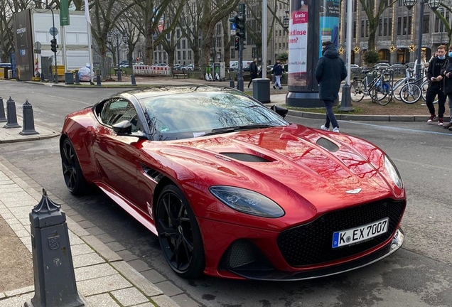 Aston Martin DBS Superleggera