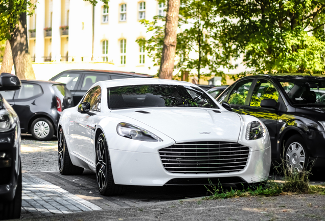 Aston Martin Rapide S