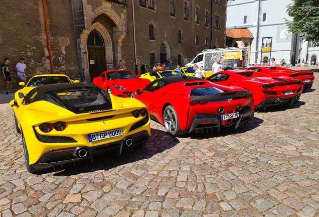 Ferrari SF90 Stradale