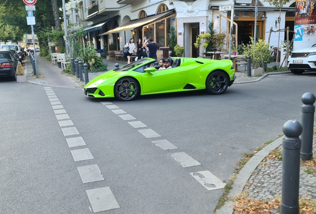 Lamborghini Huracán LP640-4 EVO Spyder