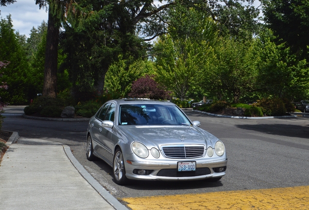 Mercedes-Benz E 55 AMG