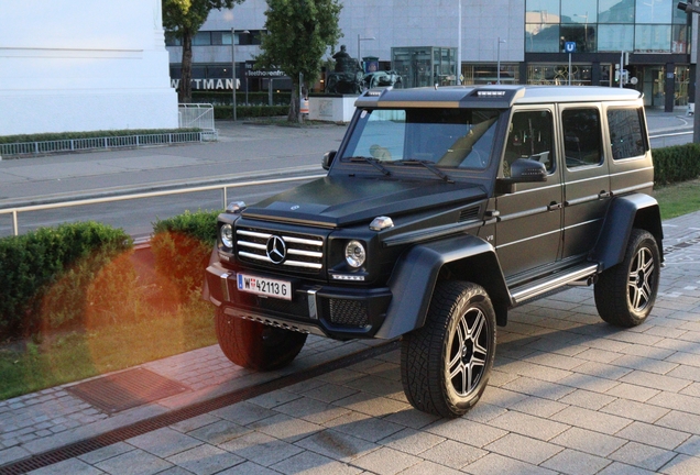 Mercedes-Benz G 500 4X4²