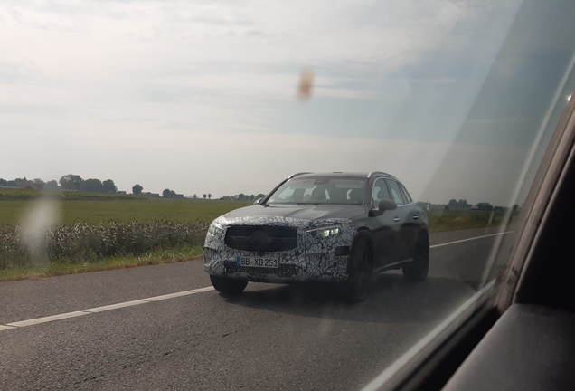 Mercedes-Benz GLC 2022