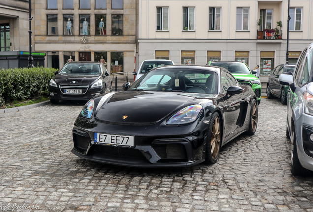 Porsche 718 Cayman GT4