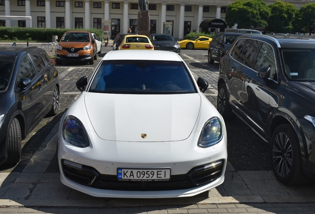 Porsche 971 Panamera Turbo MkI
