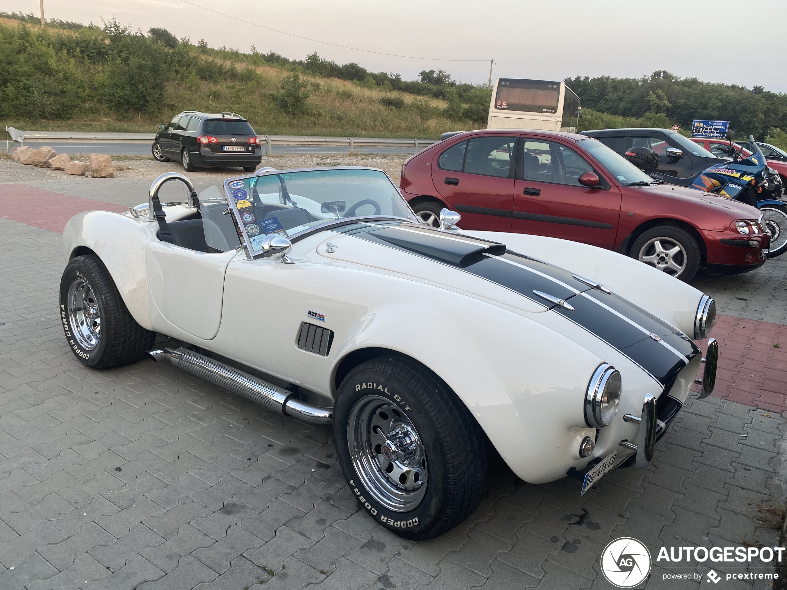 AC Cobra Superformance 427