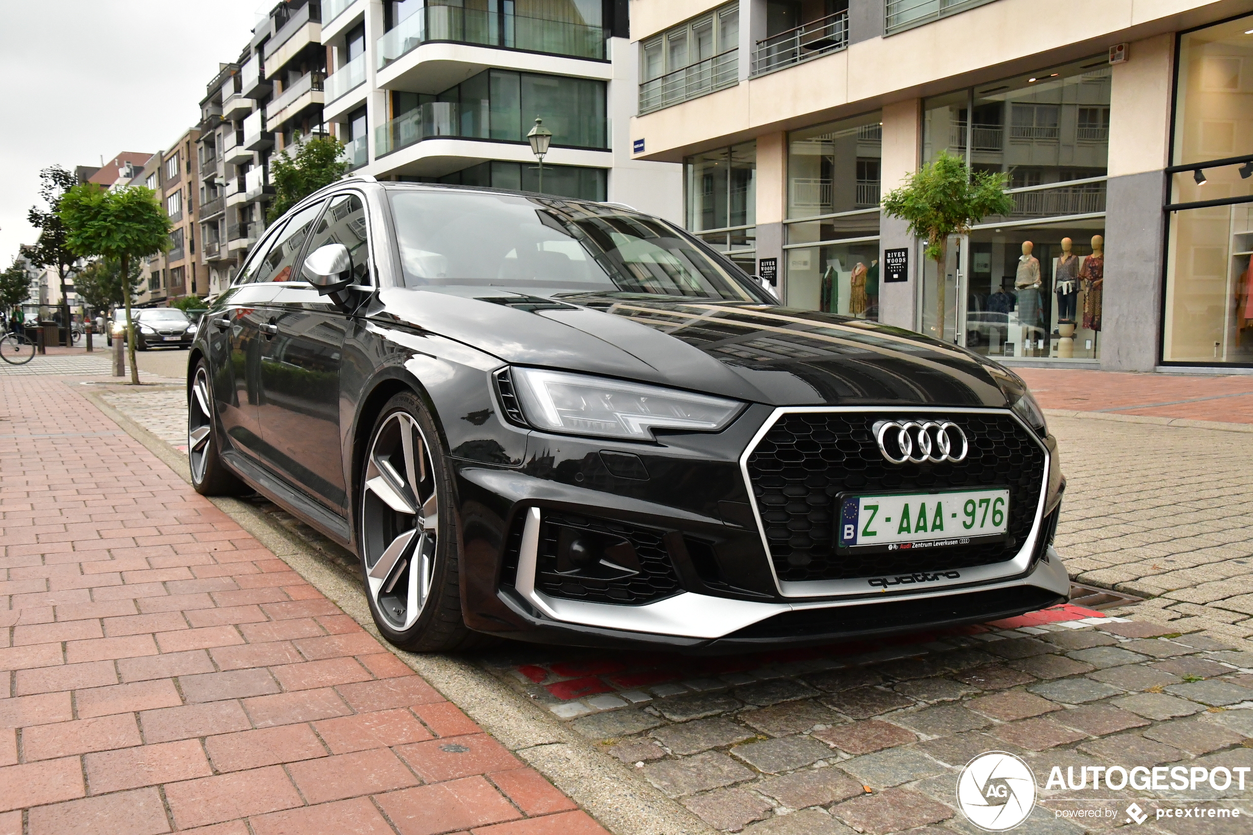 Audi RS4 Avant B9