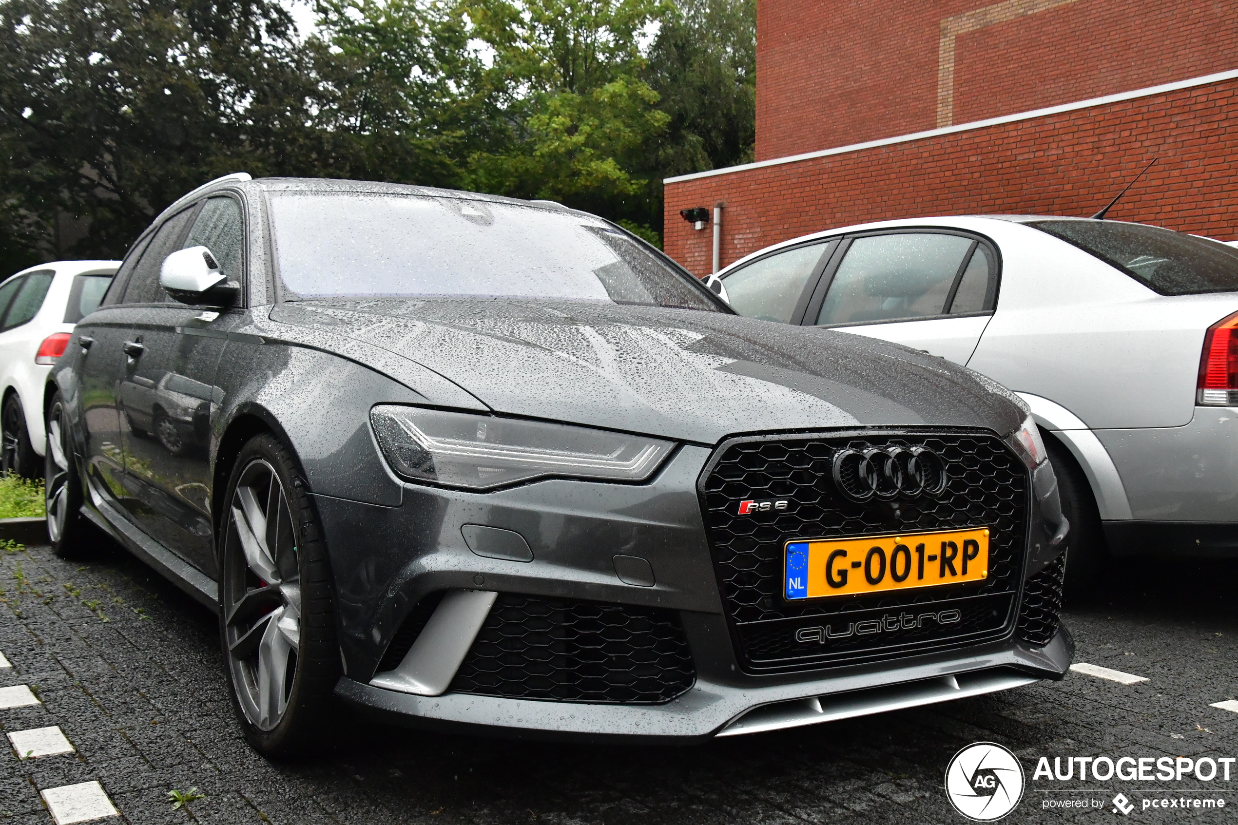 Audi RS6 Avant C7 2015