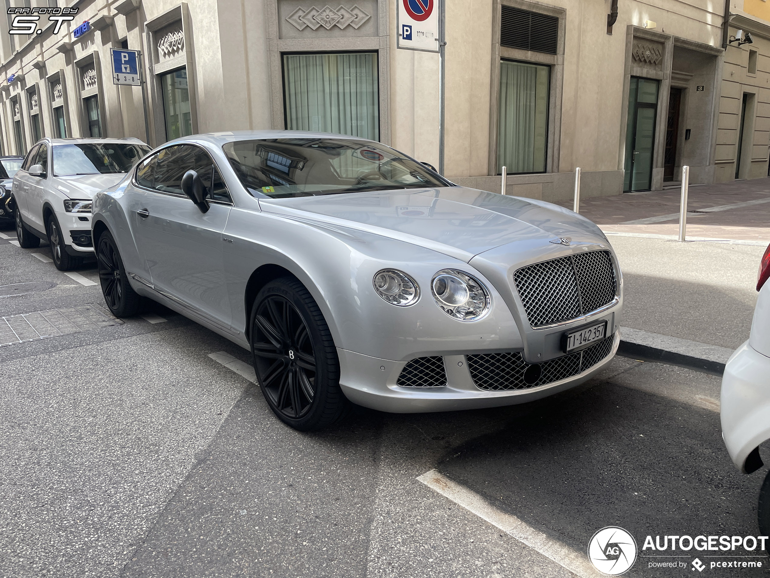 Bentley Continental GT 2012